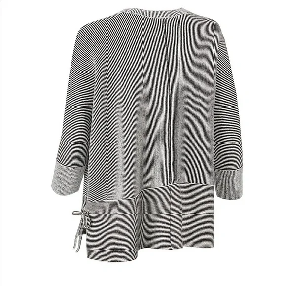 Cabi Cupid’s Cardi - Picture 2 of 3